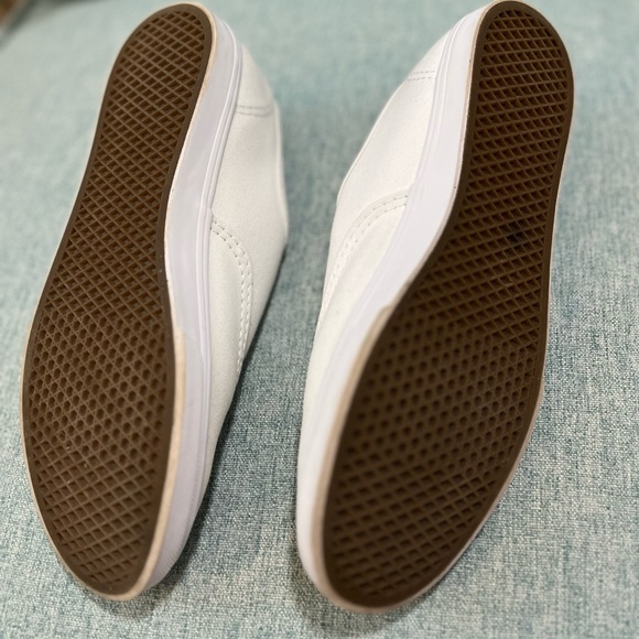Unisex White low top vans - Picture 5 of 5